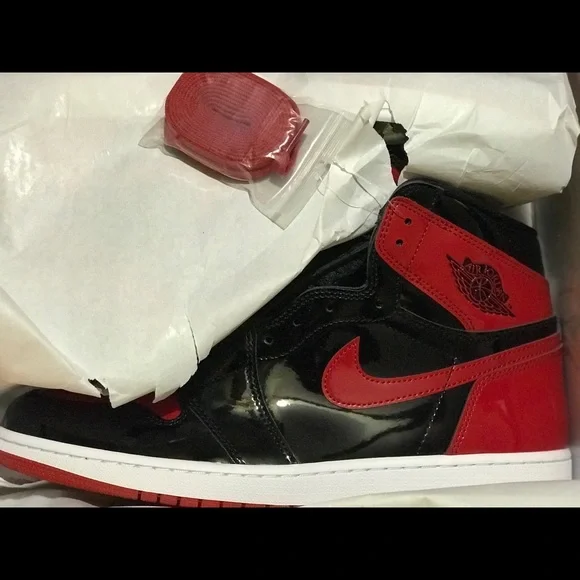 Air Jordan Retro 1 OG Patent Bred / Banned Size 8.5, 9, 11 - Picture 15 of 16